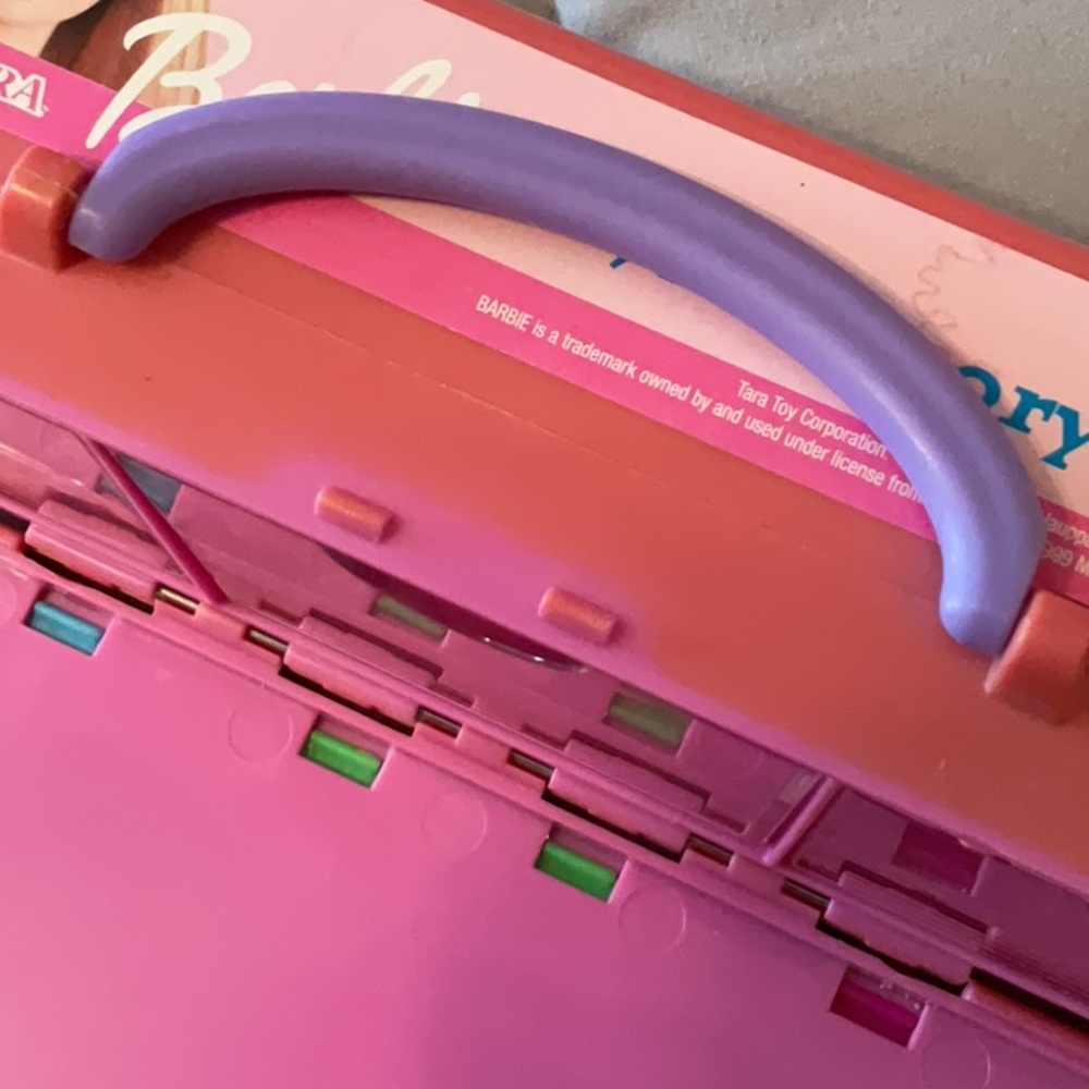 Barbie Accessory Case - Picture 14 of 14